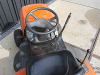Ride-on mower Husqvarna LT131 zitmaaier maaitrekker gazonmaaier