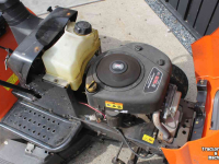 Ride-on mower Husqvarna LT131 zitmaaier maaitrekker gazonmaaier
