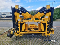 Cornhead New Holland 750 SFI