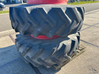 Wheels, Tyres, Rims & Dual spacers Good Year 2xDubbelwiel  20.8R38+haken