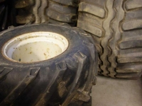 Wheels, Tyres, Rims & Dual spacers  26X1200-12 Wielen