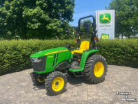 Small-track Tractor John Deere 3038E