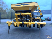 Direct seeder McConnel SEEDAERATOR 3,0 m Direktsaatmaschine