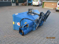 Ration feeder AP VDC2000 met bieten en aardappel mes