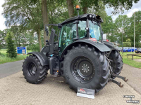 Tractor Valtra N174D