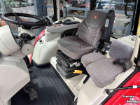 Tractor Massey Ferguson 5711 SL Dyna- 4 Efficiënt met voorlader