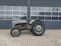 Tractor Massey Ferguson TEF
