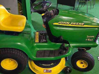 Ride-on mower John Deere LT155 Zitmaaier