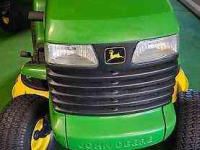 Ride-on mower John Deere LT155 Zitmaaier