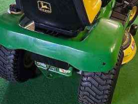 Ride-on mower John Deere LT155 Zitmaaier