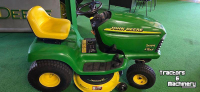 Ride-on mower John Deere LT155