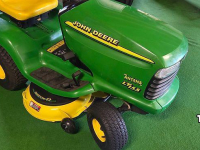 Ride-on mower John Deere LT155