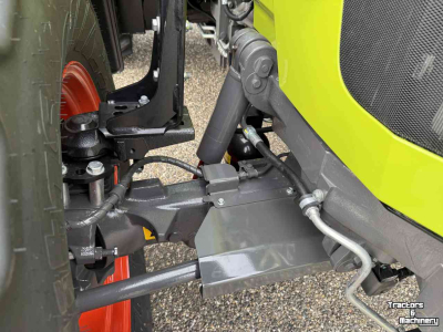 Tractor Claas Arion 530