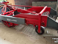 Potato harvester Unia 2 x Wega 1600 2 rijige aardappelrooiers
