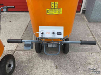 Sawdust spreader for boxes Flingk SE 250 zaagselstrooier