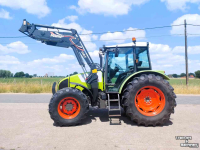 Tractor Claas Celtis 446 RX met voorlader