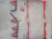 Diverse used spare-parts Lely sporenwisser steunen lely rotorkopeg