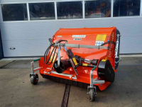 Spike roller Kubota Koala 1200 klepelmaaier- vertikuteermachine   verticuteer peruzzo- kubota