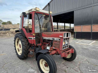 Tractor International 585 xl