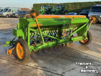 Seed drill Amazone D7