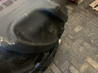 Wheels, Tyres, Rims & Dual spacers Continental 540/65R28 op Fendt velg