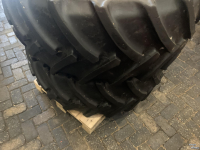 Wheels, Tyres, Rims & Dual spacers Continental 540/65R28 op Fendt velg
