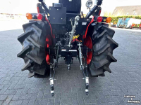 Horticultural Tractors Shibaura SB62 met voorlader