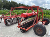 Cultivator Evers Haflinger LJ-13 R62 cultivator met vorenpakker
