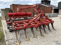 Cultivator Evers Haflinger LJ-13 R62 cultivator met vorenpakker
