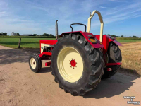 Tractor International 946
