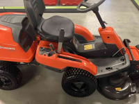 Ride-on mower Husqvarna R214