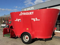 Vertical feed mixer Trioliet TRIOLIET SOLOMIX2-2000VLLB