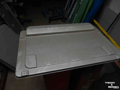 Used parts for tractors Massey Ferguson 675/690/698/699