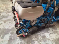 Seed drill Monosem Maïszaaimachine NG4 Plus 12 rijen
