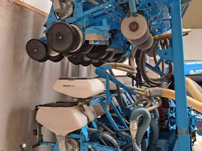 Seed drill Monosem Maïszaaimachine NG4 Plus 12 rijen