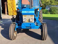 Tractors Ford 4610 2WD Tractor