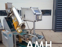 Other conveying equipment and accessories Manter Manter M1 Clipper  Clipper M1 Manter buisnet verpakkingsmachine wijnglas label tubular netting machine schlauchnetz Verpackungsmaschine