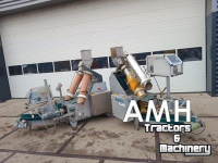 Other conveying equipment and accessories Manter Manter M1 Clipper  Clipper M1 Manter buisnet verpakkingsmachine wijnglas label tubular netting machine schlauchnetz Verpackungsmaschine
