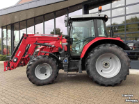 Tractor Massey Ferguson 5711 SL Dyna- 4 Efficiënt met voorlader