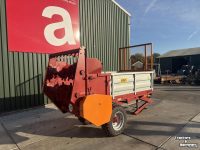 Manure spreader  Mini meststrooier