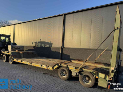 Low loader / Semi trailer  Goldhofer kuip dieplader 4 asser