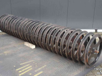 Disc harrow Hofstede T ring  verkruimel rol roller wals schijveneg verkruimelrol