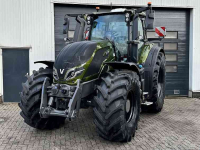 Tractor Valtra Q305