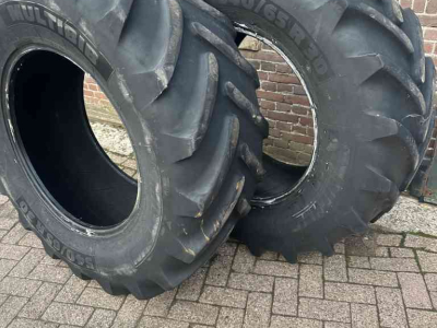 Wheels, Tyres, Rims & Dual spacers Michelin 540/65r30