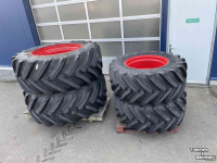 Wheels, Tyres, Rims & Dual spacers Michelin 710/60 R42 + 600/60 R42