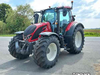 Tractor Valtra N135 Active