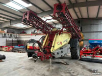 Fieldsprayer pull-type Hardi commander CM11