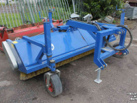 Sweeper AP VHZ2750 HH LW3 veegmachine rolbezem rolveger met opvangbak