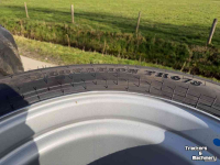 Wheels, Tyres, Rims & Dual spacers BKT 600/40-22.5