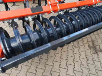 Cultivator Kuhn Cultimer 300L met T ringrol